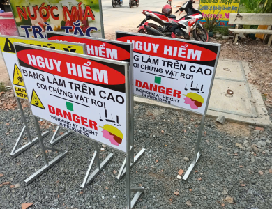 Biển Nguy Hiểm cho công trình